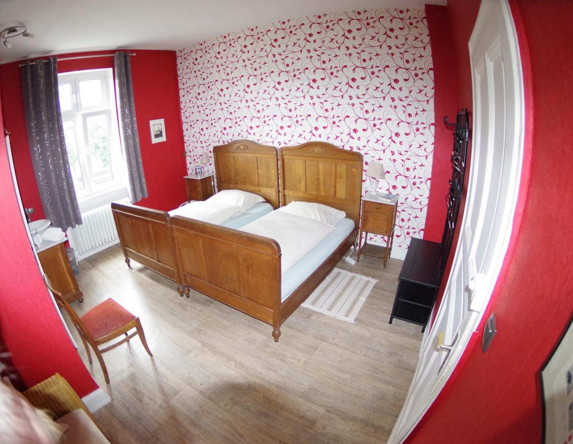 Wohnen Im Burghotel Lorch am Rhein Quarto foto